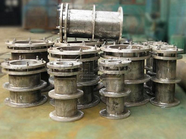 怒江傈僳族自治州滬水縣不銹鋼柔性防水套管成品展示