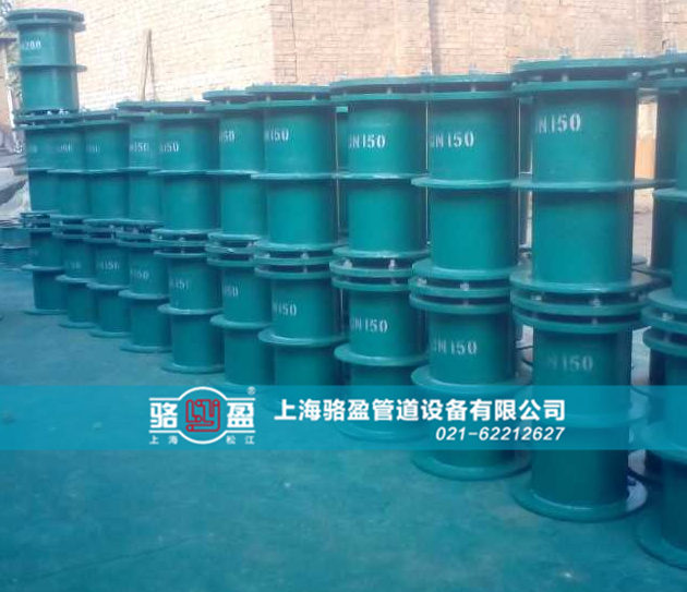 大口徑人防套管噴漆現(xiàn)場